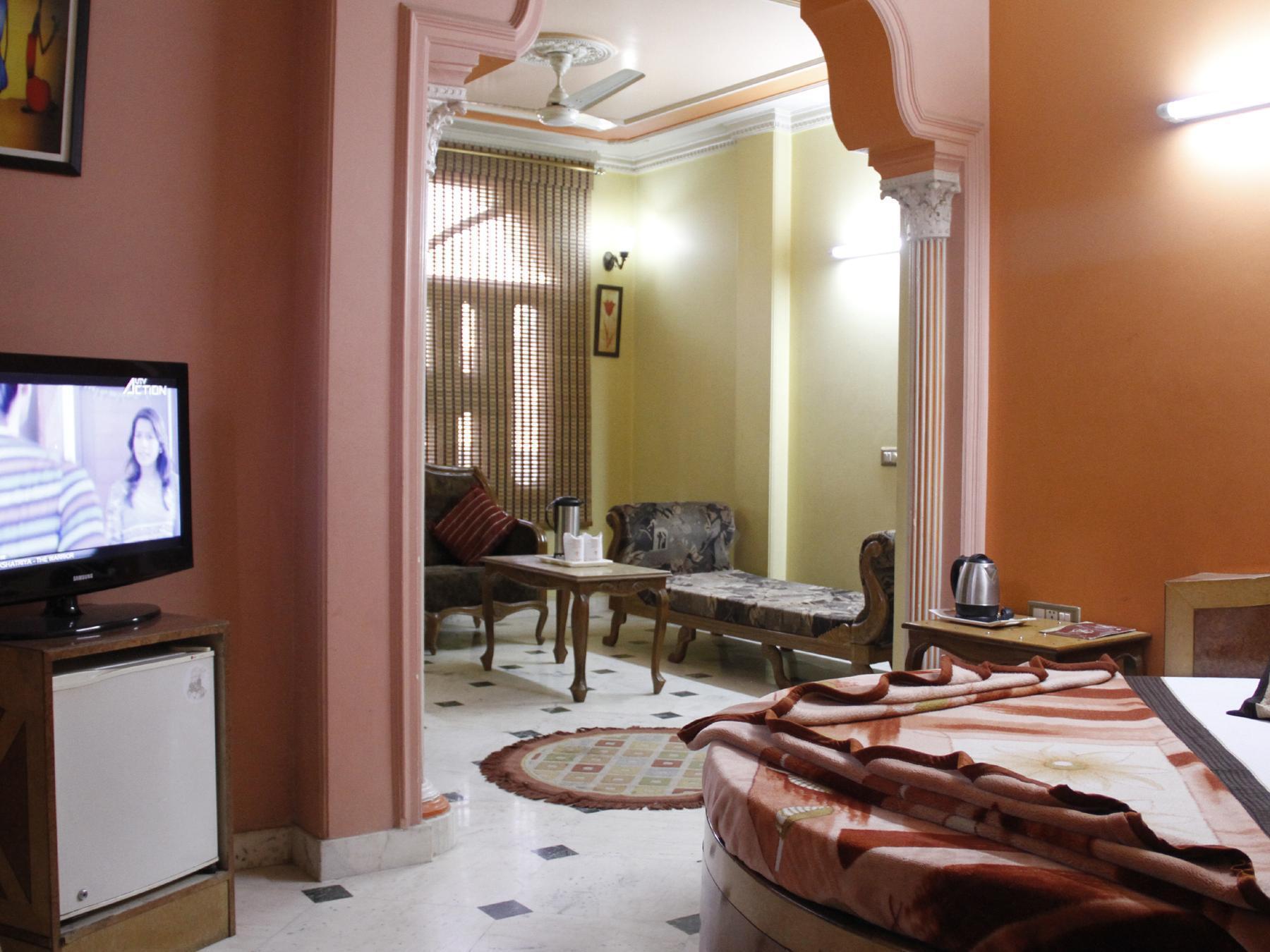 Blue Sapphire Hotel